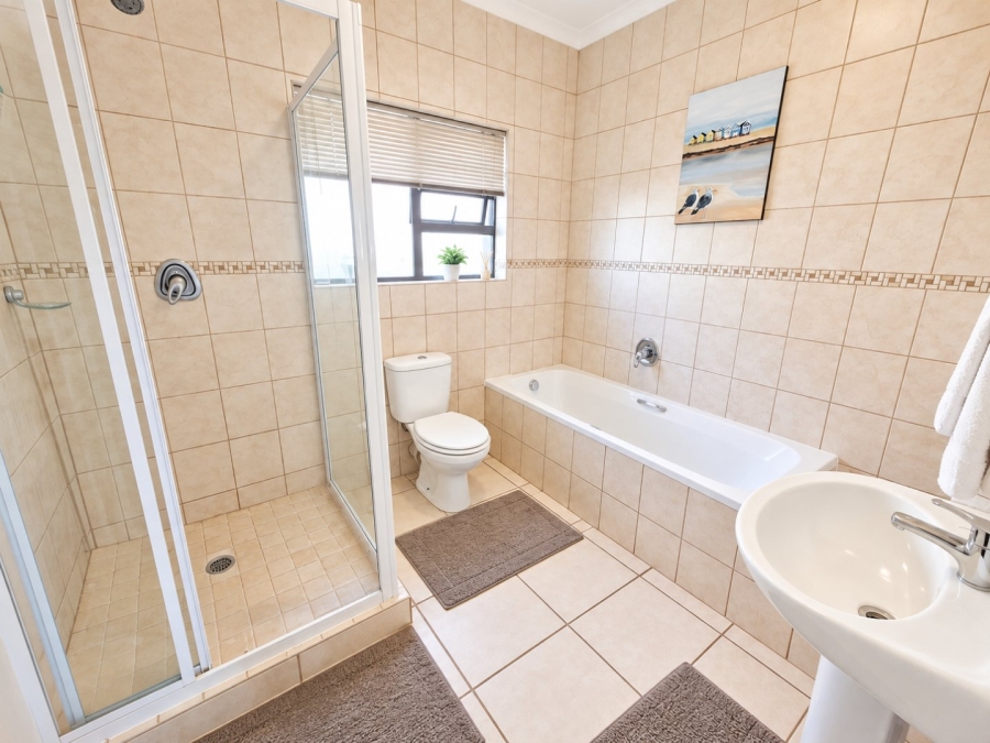 2 Bedroom Property for Sale in Woodland Hills Wildlife Estate Free State